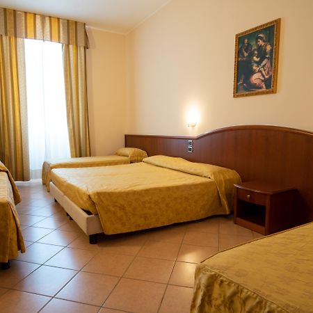 فندق Garda Family House كاستيليتو دو برينزون المظهر الخارجي الصورة
